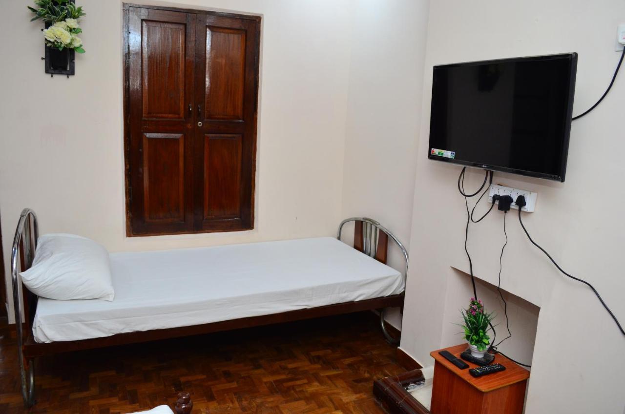 Hillington Cottage Kodaikanal Luaran gambar